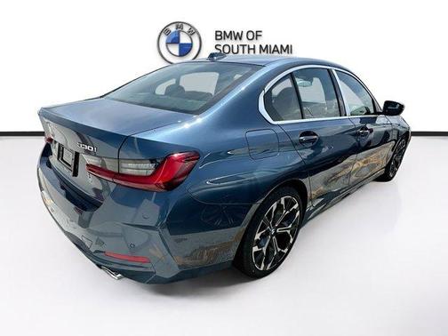 Arctic Race Blue Metallic 2026 BMW 330 I