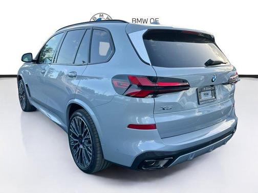 Gray Metallic 2026 BMW X5 sDrive40i