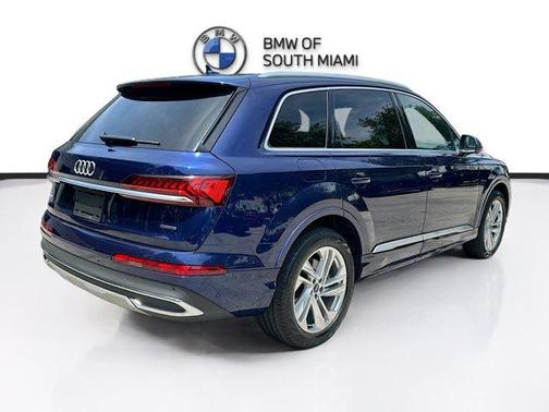 Navarra Blue Metallic 2021 Audi Q7 45 Premium Plus