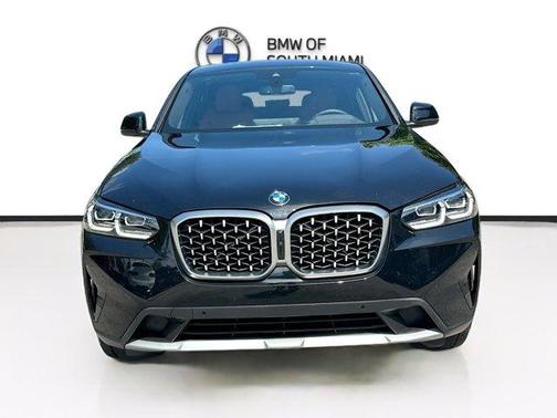 2025 BMW X4 xDrive30i
