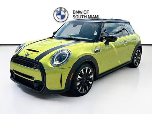2023 MINI Hardtop Cooper S Classic
