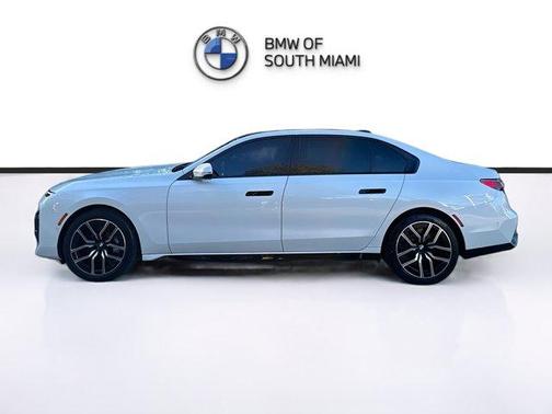 2024 BMW 760 760i xDrive