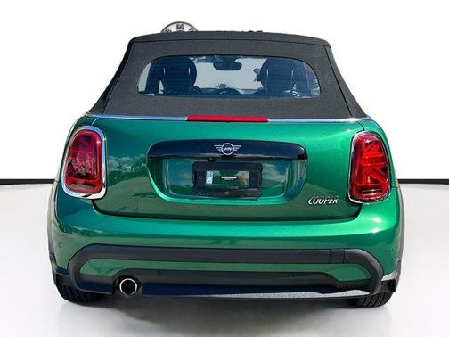2023 MINI Convertible SIGNATURE