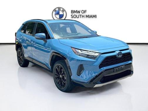 2022 Toyota RAV4 Hybrid SE