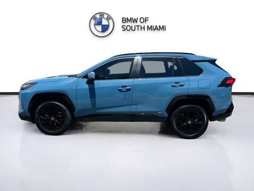 2022 Toyota RAV4 Hybrid SE