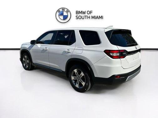 2023 Honda Pilot EX-L 8-Passenger