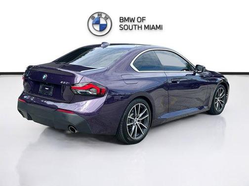 2022 BMW 230 i