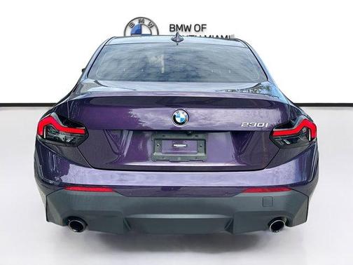2022 BMW 230 i