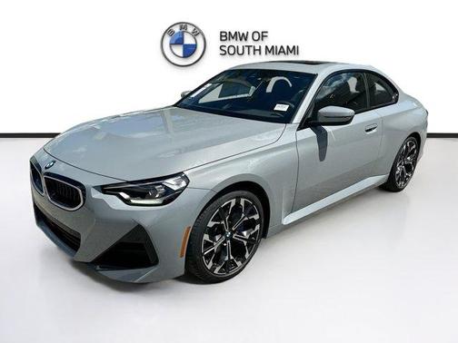 2025 BMW 230 i