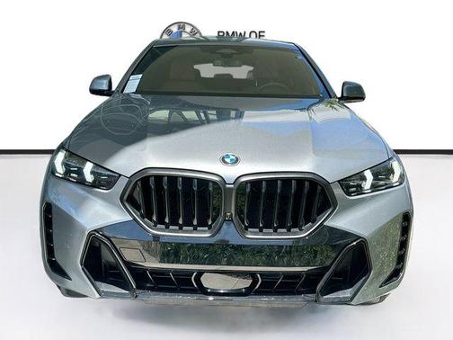 Gray Metallic 2026 BMW X6 xDrive40i