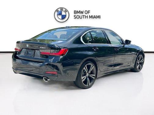 2024 BMW 330 i