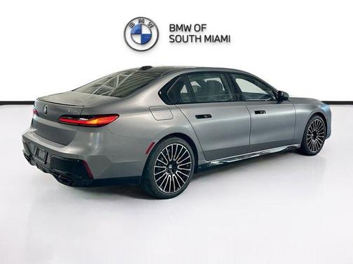 2026 BMW 760 760i xDrive
