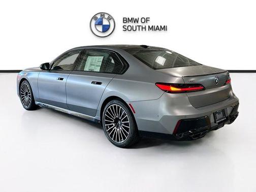 2026 BMW 760 760i xDrive