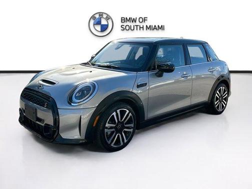 2023 MINI Hardtop Cooper S Classic