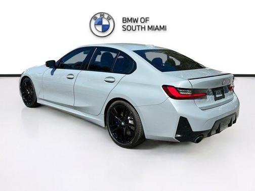 2023 BMW 330 i