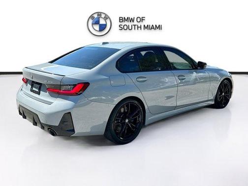 2023 BMW 330 i