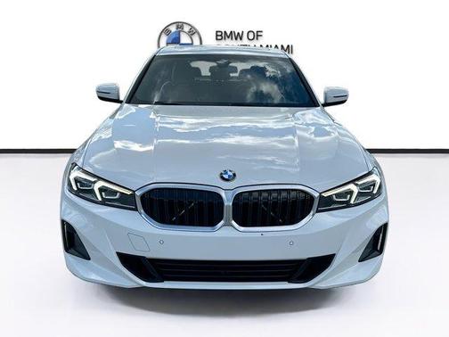Alpine White 2023 BMW 330 i
