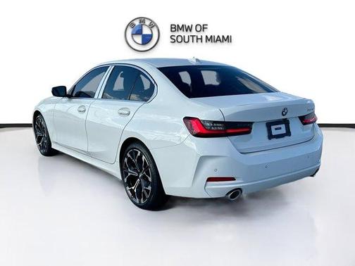 2025 BMW 330 i