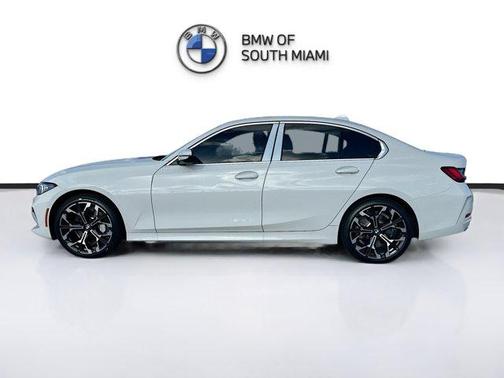 2025 BMW 330 i