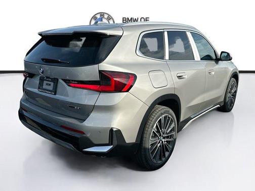 Space Silver 2026 BMW X1 xDrive28i