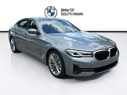 Skyscraper Gray Metallic 2023 BMW 530 i