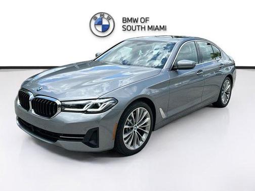 Skyscraper Gray Metallic 2023 BMW 530 i