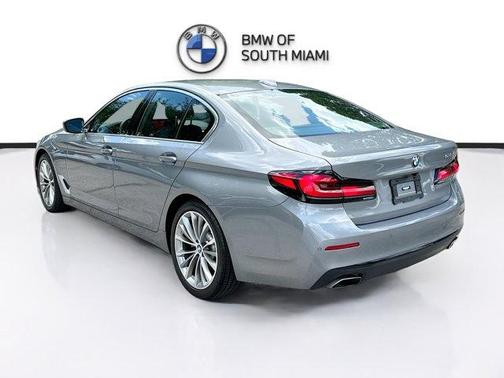 Skyscraper Gray Metallic 2023 BMW 530 i