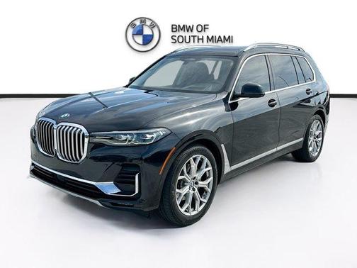 Black Sapphire Metallic 2022 BMW X7 xDrive40i