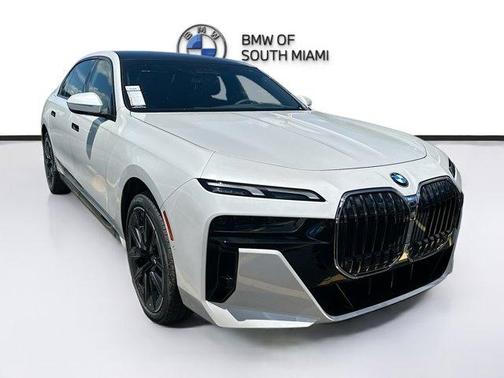 2026 BMW 740 i