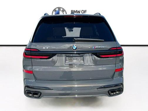 2026 BMW X7 M60i