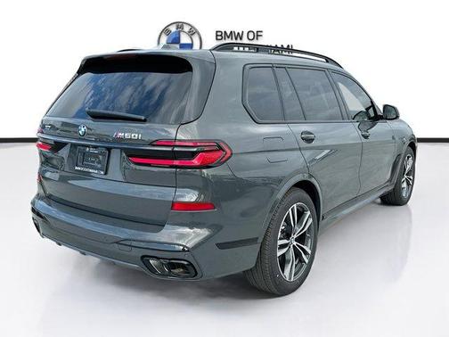 2026 BMW X7 M60i