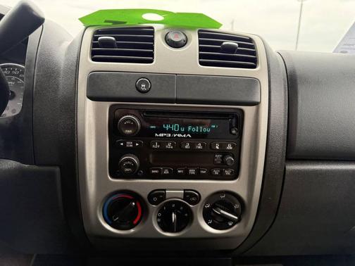 Pure Silver Metallic 2011 GMC Canyon SLE