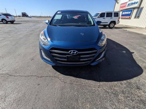 2016 Hyundai Elantra GT Base