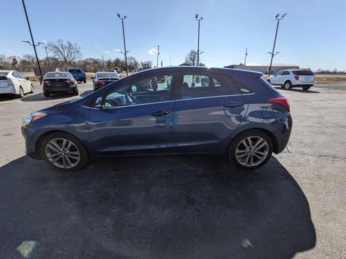 2016 Hyundai Elantra GT Base