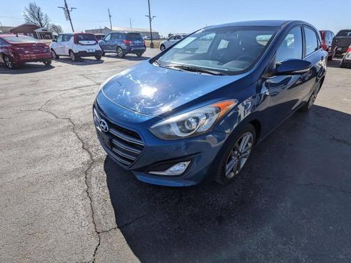 2016 Hyundai Elantra GT Base