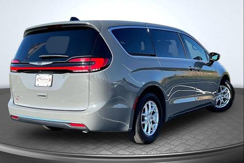 Ceramic Gray Clearcoat 2025 Chrysler Pacifica L