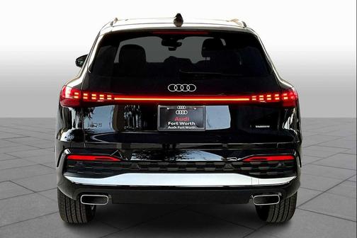 2025 Audi Q5 Premium