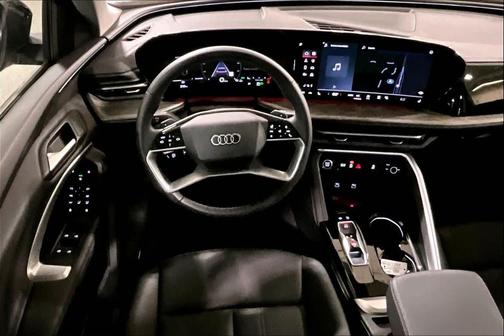 Mythos Black Metallic 2025 Audi Q5 Premium TFSI quattro S tronic