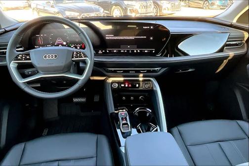 2025 Audi Q5 Premium TFSI quattro S tronic