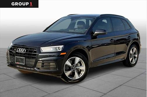 2020 Audi Q5 45 Titanium Premium