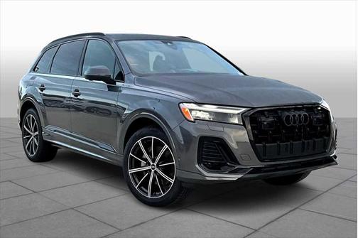 2025 Audi Q7 45 Premium Plus