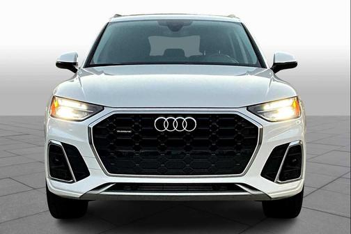 2023 Audi Q5 45 S line Premium