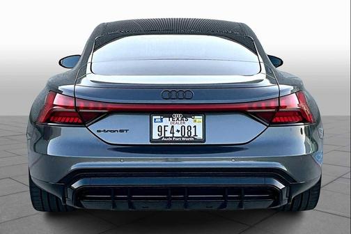 2023 Audi e-tron GT Prestige quattro