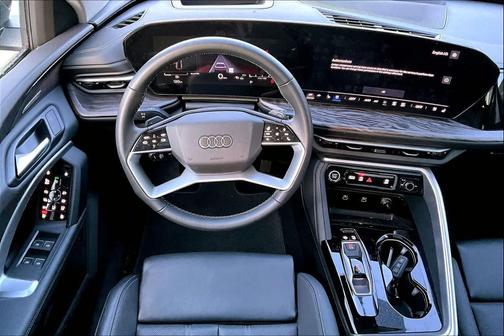 2025 Audi Q5 Premium Plus TFSI quattro S tronic