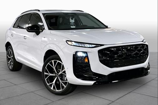 Glacier White m 2026 Audi Q3 S line