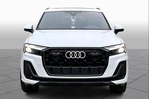 2026 Audi Q7 55 Premium Plus