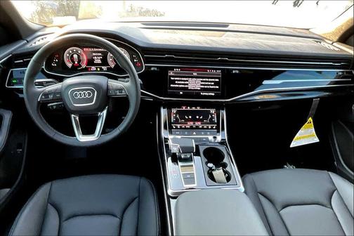 2025 Audi Q8 55 Premium Plus