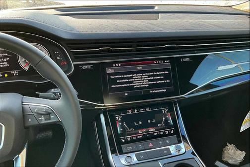 2025 Audi Q8 55 Premium Plus