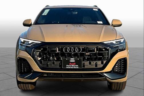 2025 Audi Q8 55 Premium Plus
