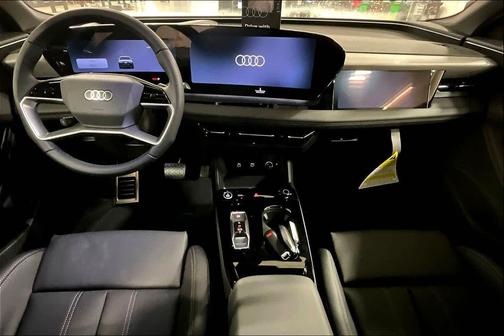 Mythos Black me 2027 Audi Q6 e-tron Sportback Premium Plus